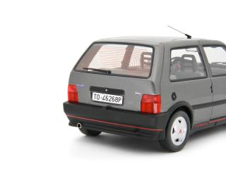 Fiat Uno Turbo i.e. 1.4 1990 GRIGIO QUARZO Laudoracing 1:18 Resinemodell (Türen, Motorhaube... nicht zu öffnen!)